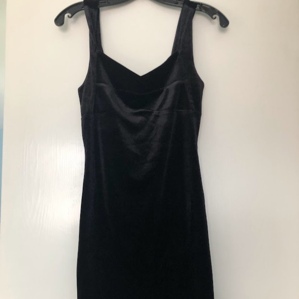 Forever 21 Black Velvet Little Black Dress
